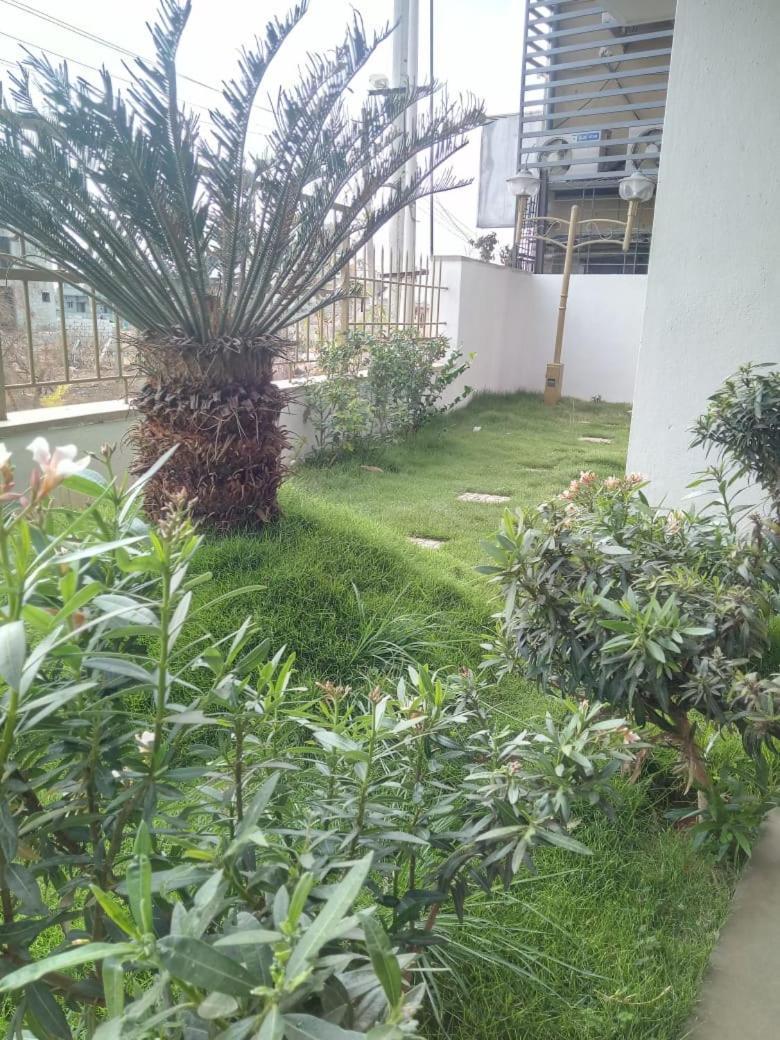 Zions Apertment * Yelahanka